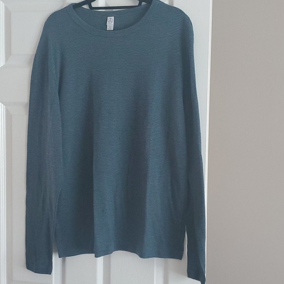 Alternative Apparel Other - Alternative Apparel Long sleeve Tee